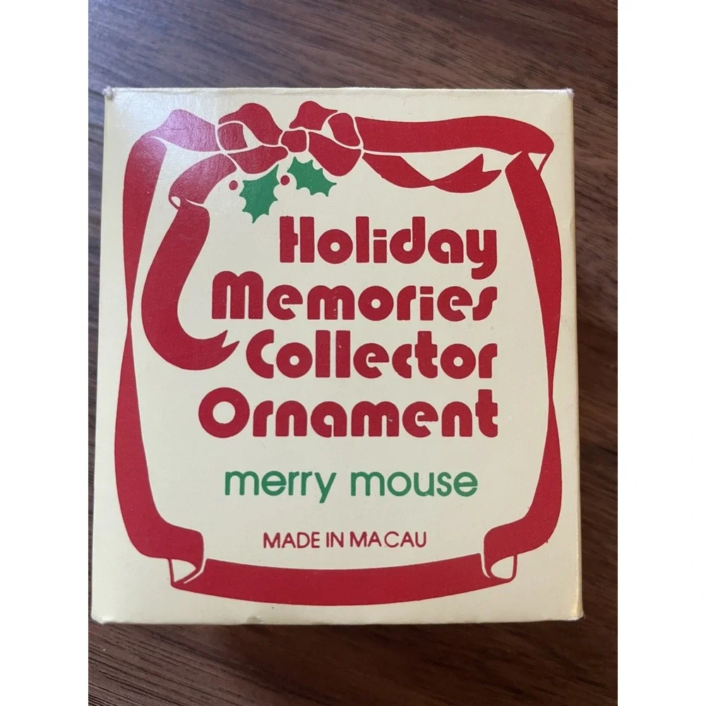 Vintage Holiday Memories Collector Ornaments  Lot Family Bells Mouse Puppy